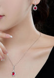 BRELLATO Vintage Schmuck-Set Roter Kristall-Anhänger Ohrringe Damen, Echt Silber-Kette 925 18K Rhodiniert, Ohrstecker Kristall-Kette Rubin-Rot Halskette Zirkonia